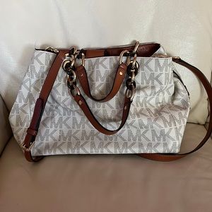 Michael Kors Satchel Crossbody